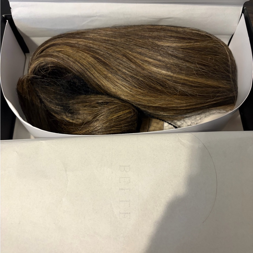 Belle Tress Wigs - Theory (LSE-4011) Synthetic Wig Chocolate Buttercream - Picture 12 of 15